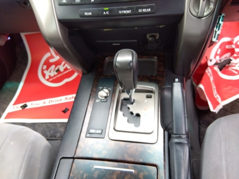 LAND CRUISER-9