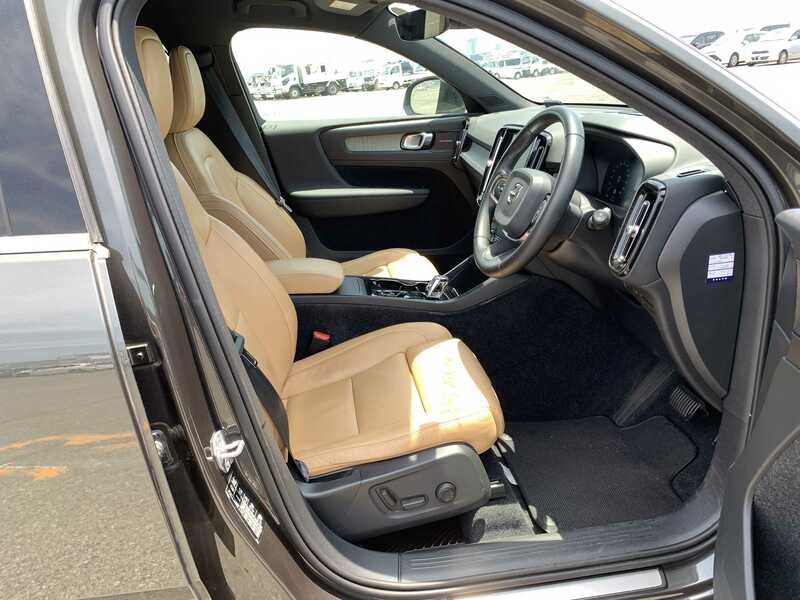 XC40