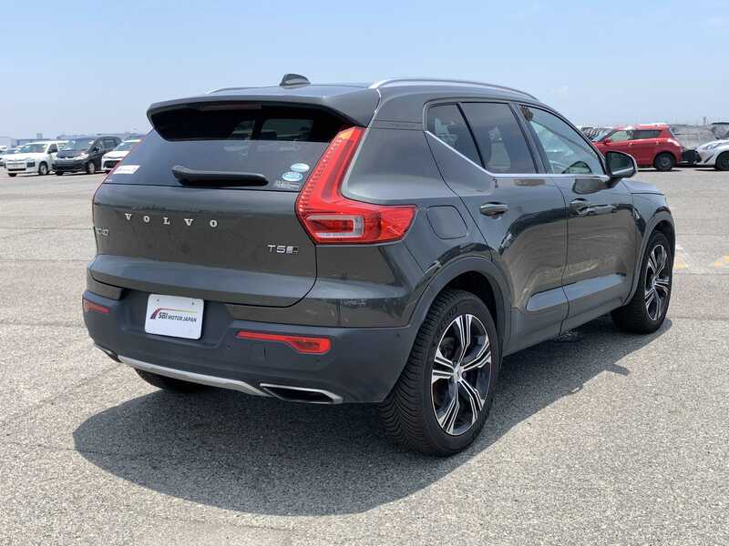 XC40
