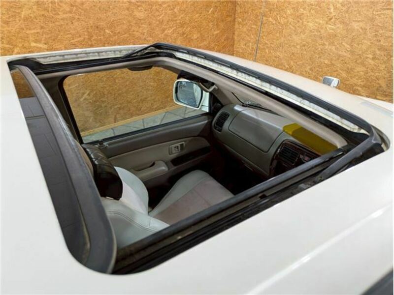 HILUX SURF