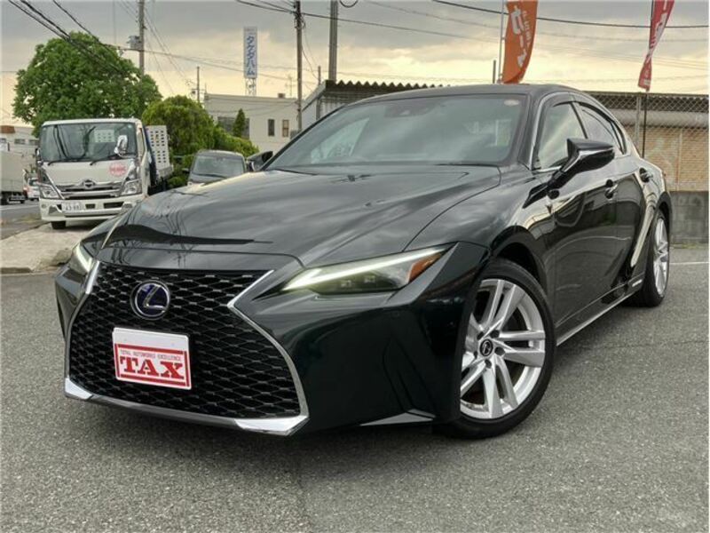 LEXUS IS