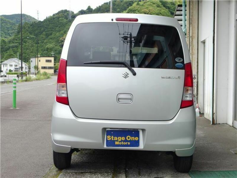 WAGON R