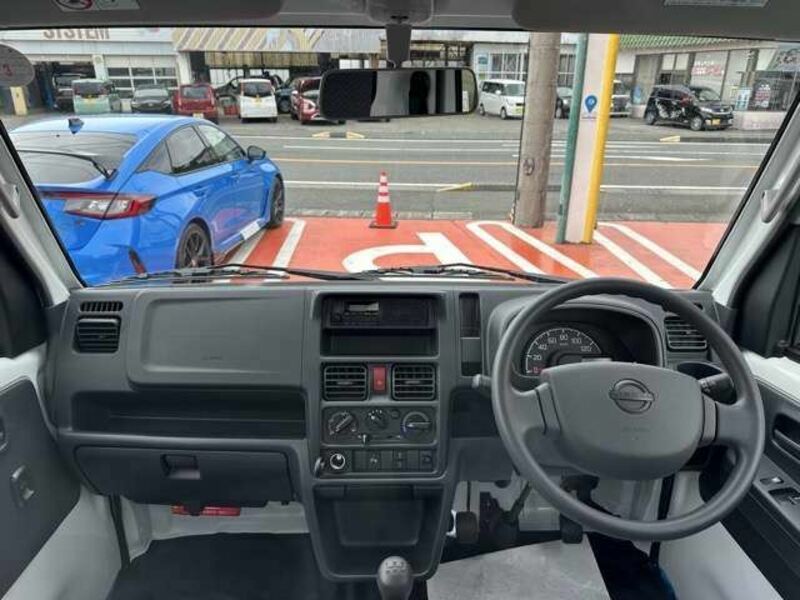 CLIPPER TRUCK