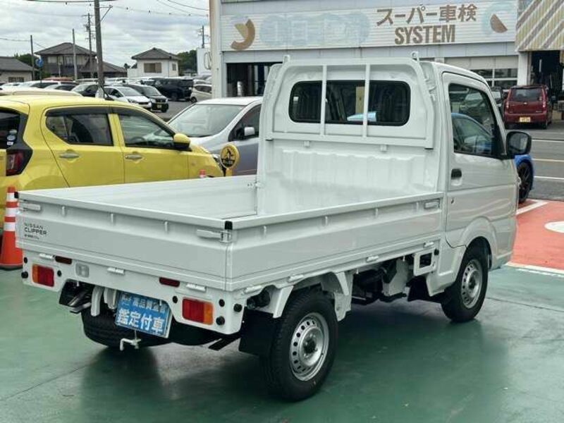 CLIPPER TRUCK