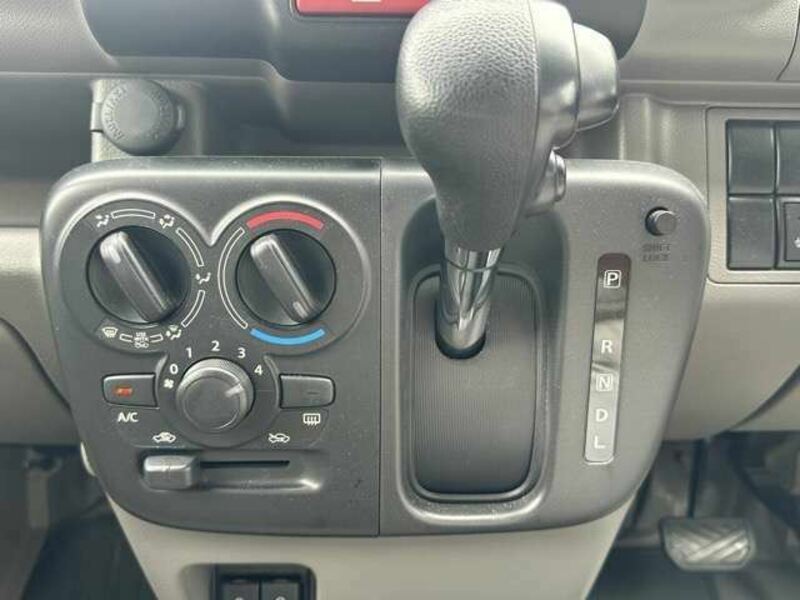 CLIPPER VAN