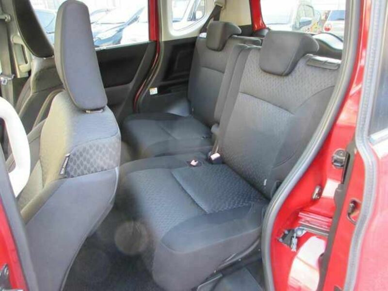 DELICA D2