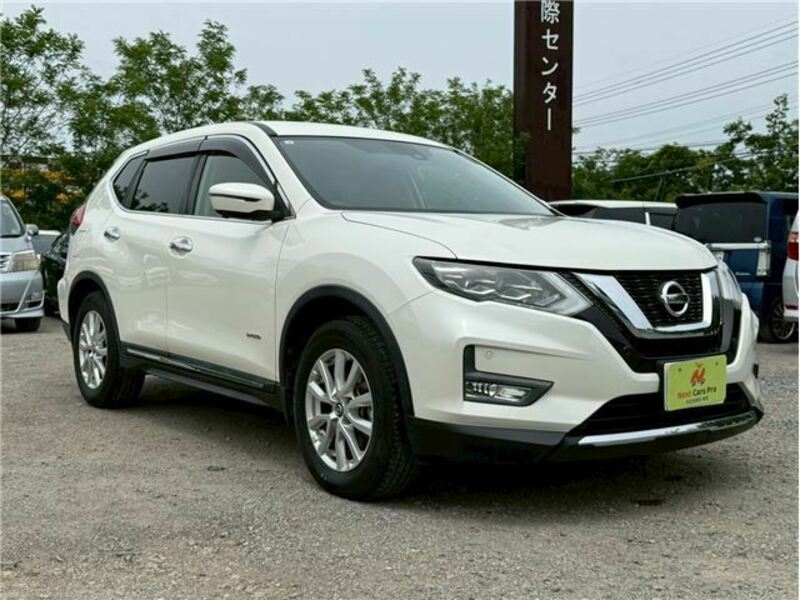 X-TRAIL
