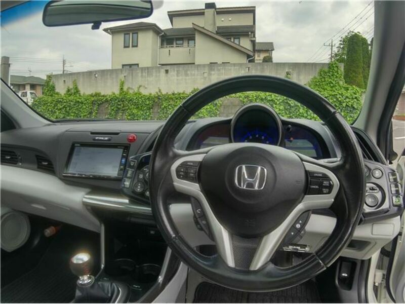 CR-Z-8