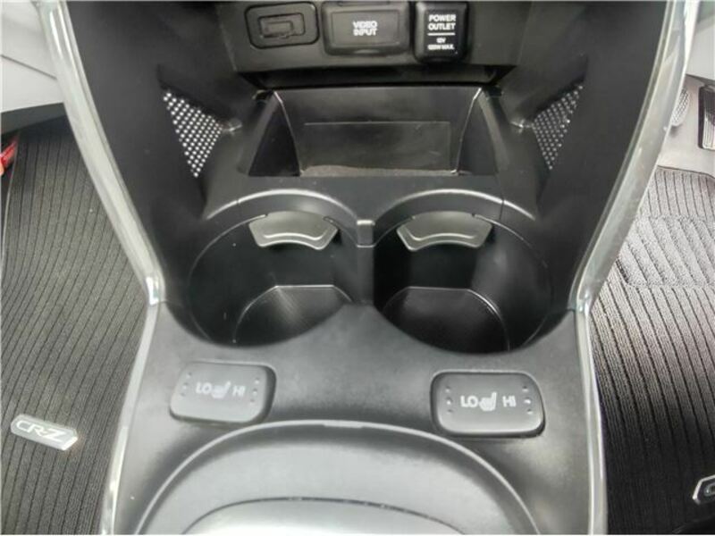 CR-Z-18