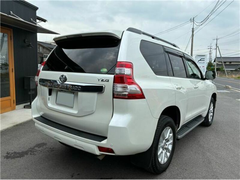 LAND CRUISER PRADO