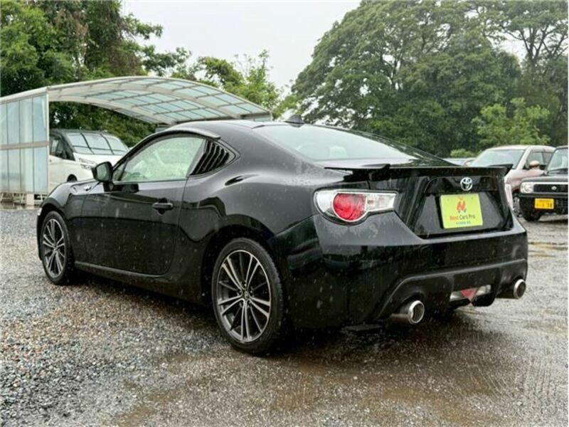 86