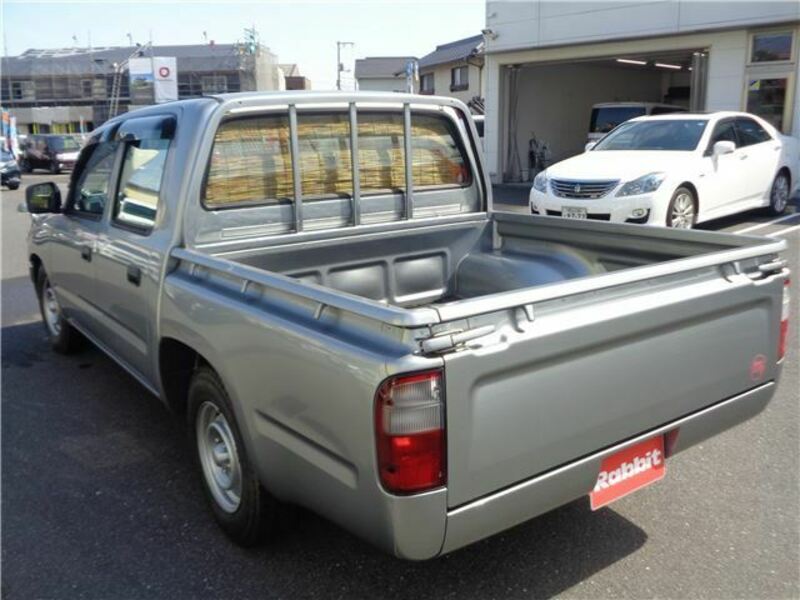 HILUX