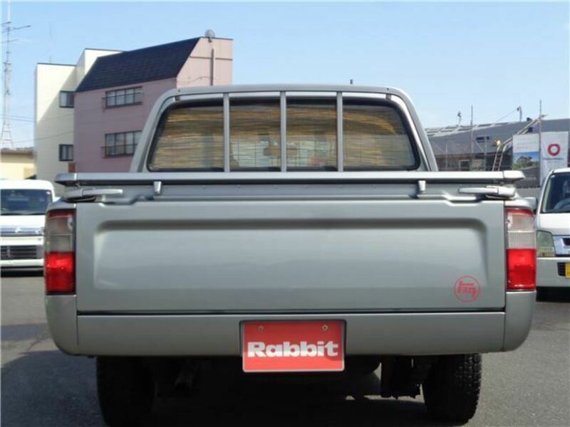 HILUX