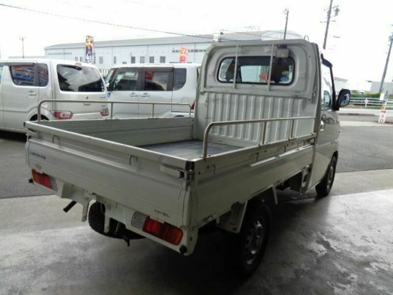 MINICAB TRUCK