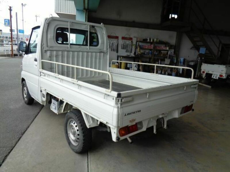MINICAB TRUCK
