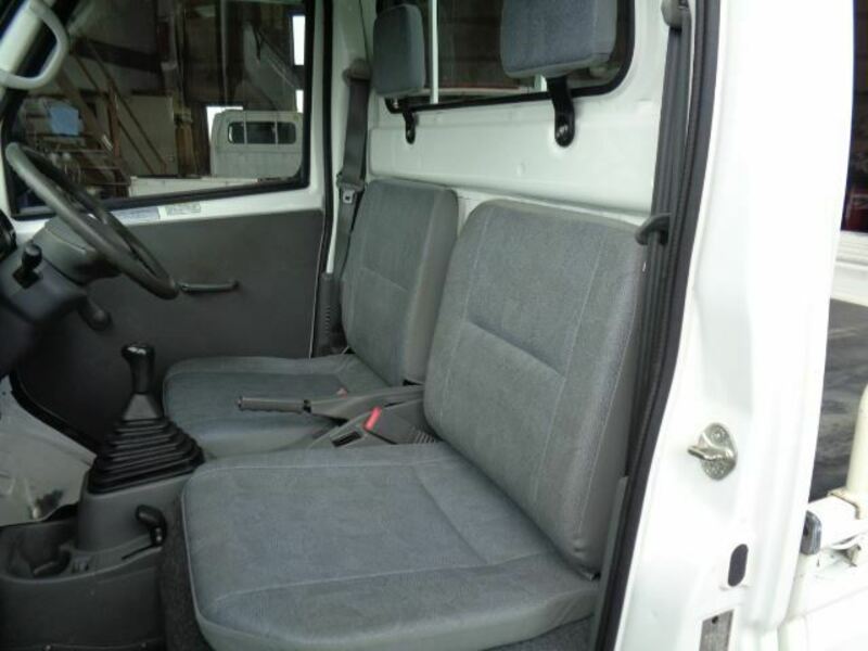 MINICAB TRUCK