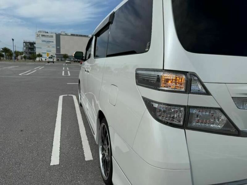 ALPHARD-12