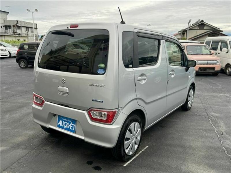 WAGON R