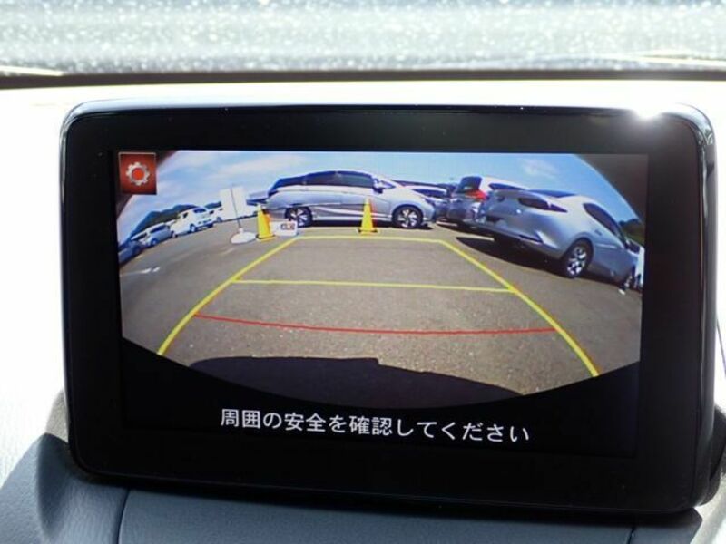 MAZDA2
