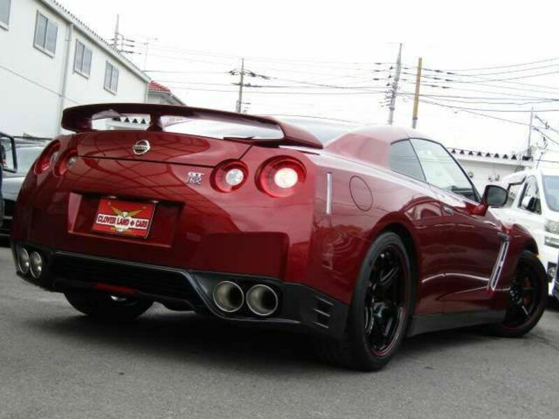 GT-R