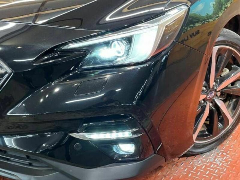 LEVORG-11