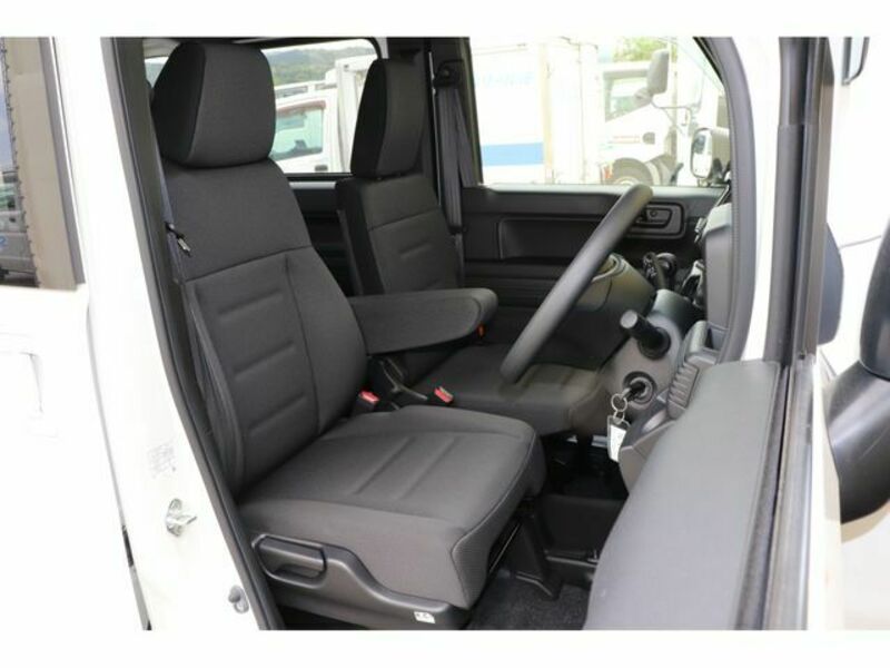 N-VAN-16