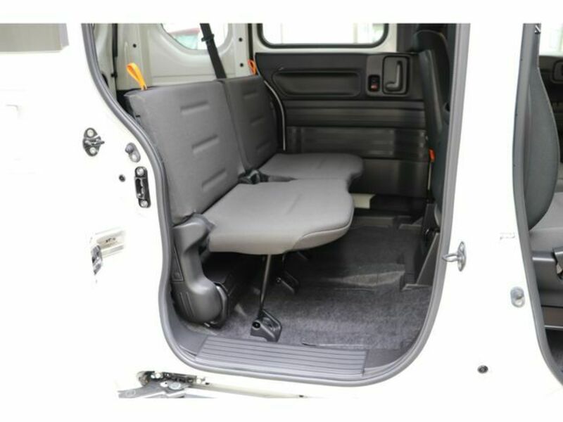 N-VAN-17