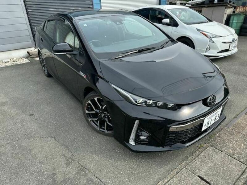 TOYOTA PRIUS PHV