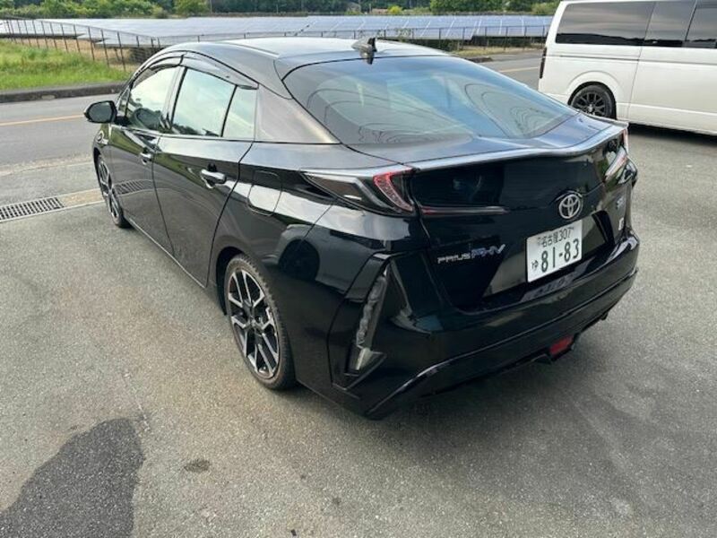 PRIUS PHV