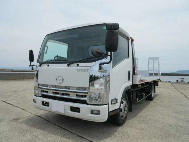 MAZDA TITAN