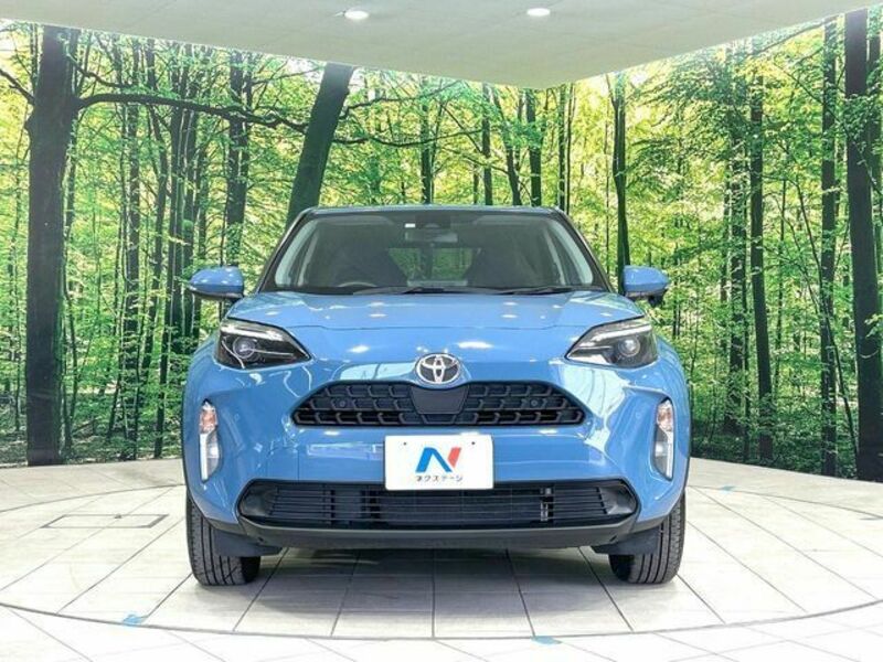 YARIS CROSS