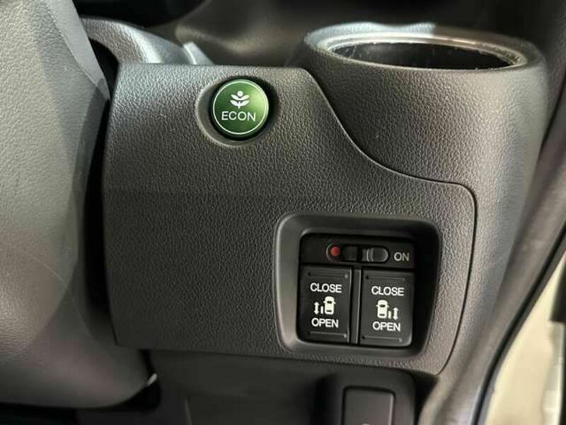 N BOX CUSTOM-13