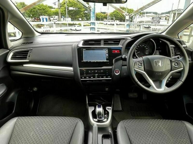 FIT HYBRID