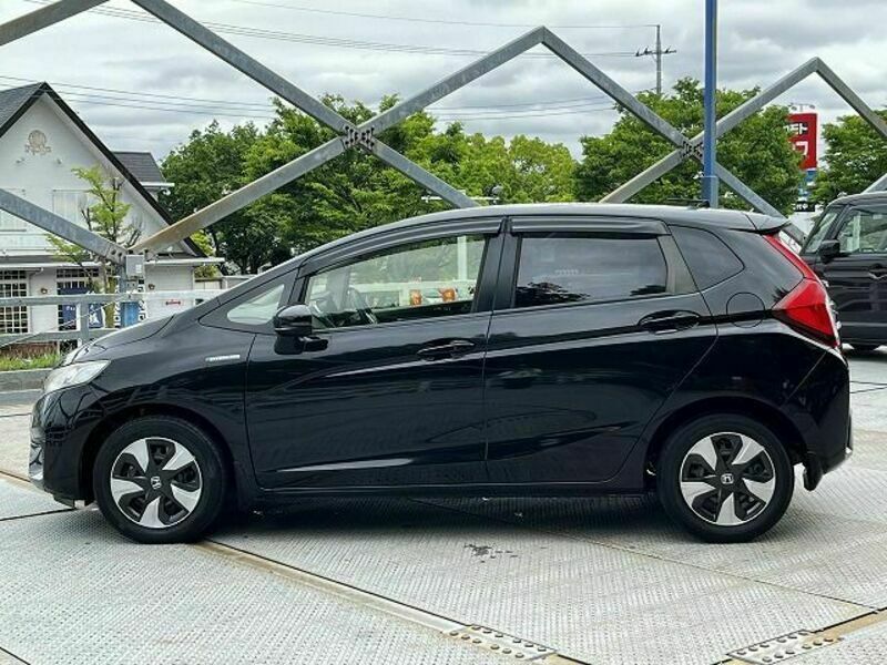 FIT HYBRID
