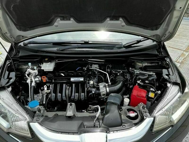 FIT HYBRID