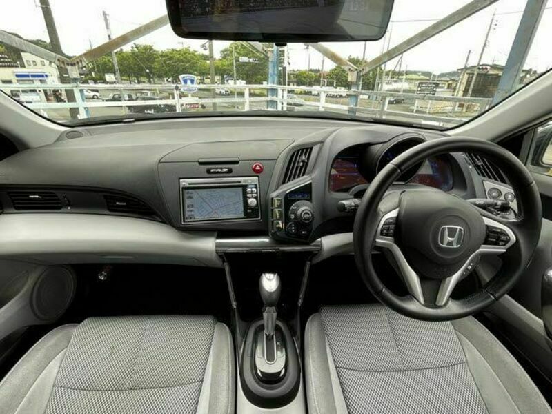 CR-Z