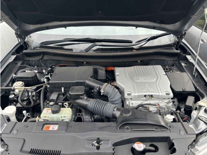 OUTLANDER PHEV