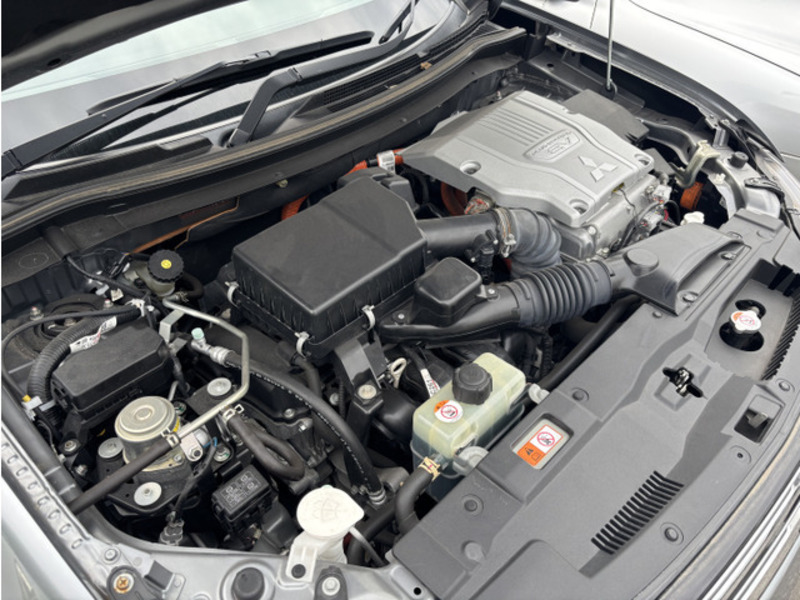 OUTLANDER PHEV