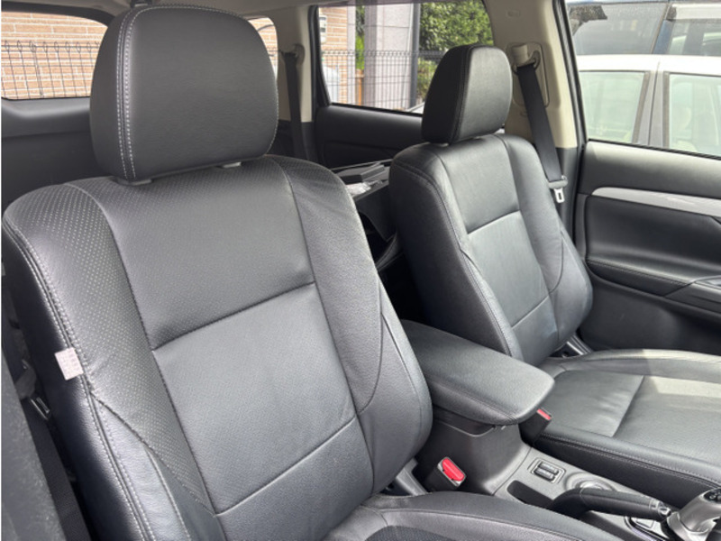 OUTLANDER PHEV