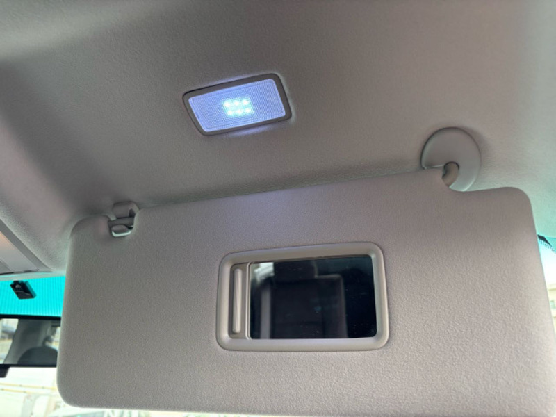 VELLFIRE-18