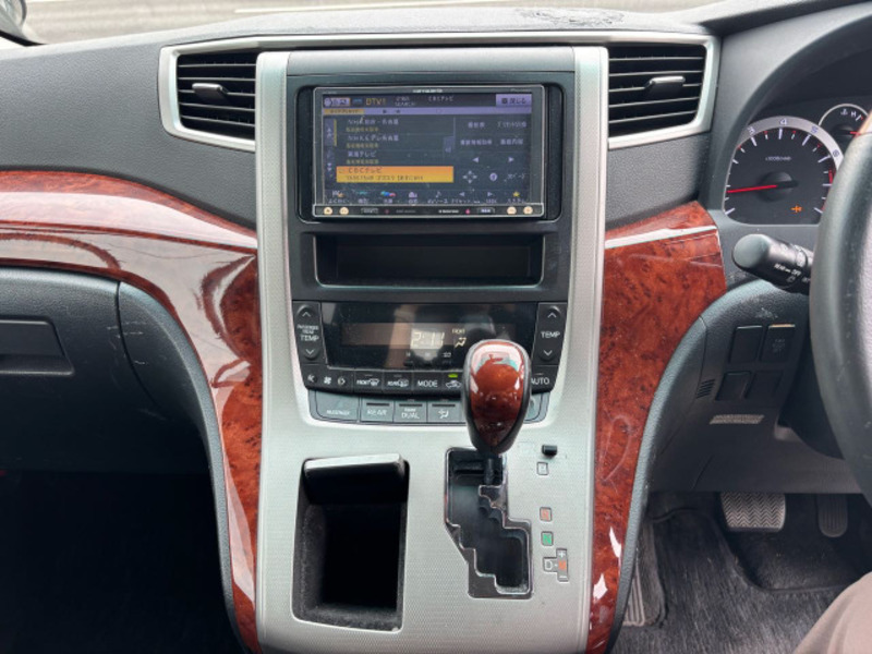 VELLFIRE-4