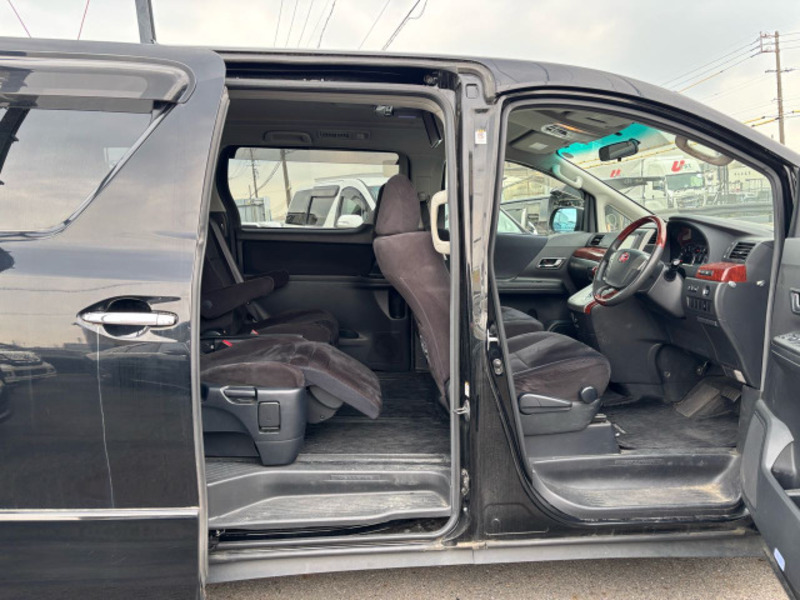 VELLFIRE-6