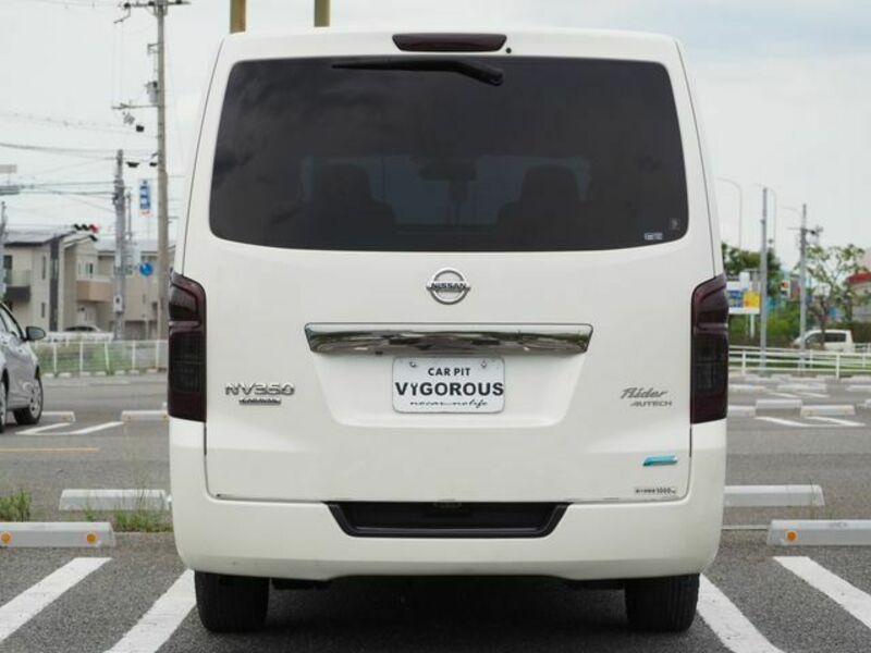 NV350 CARAVAN