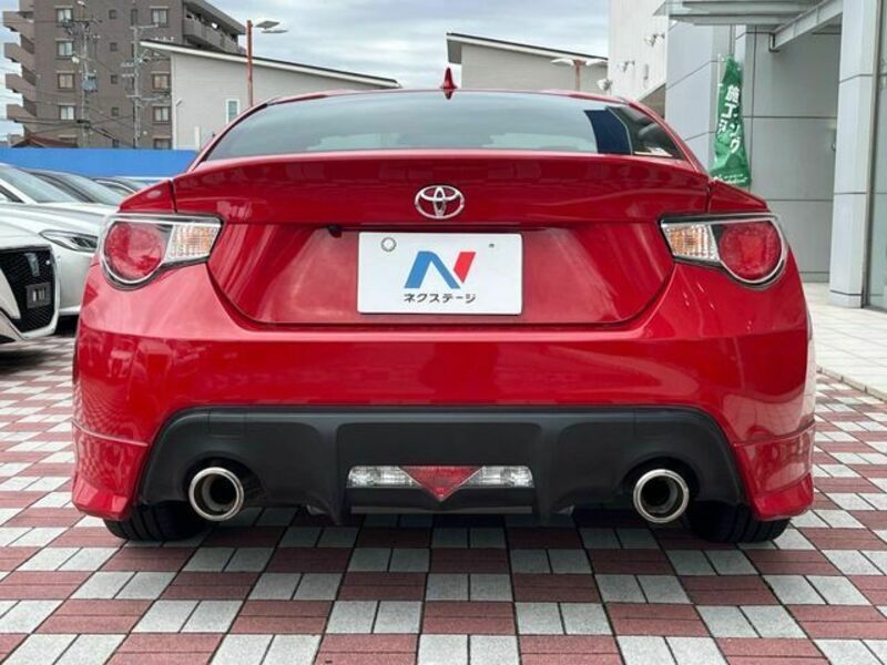 86