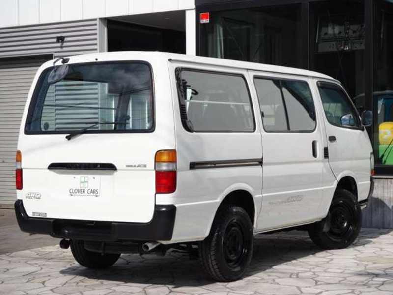 HIACE VAN