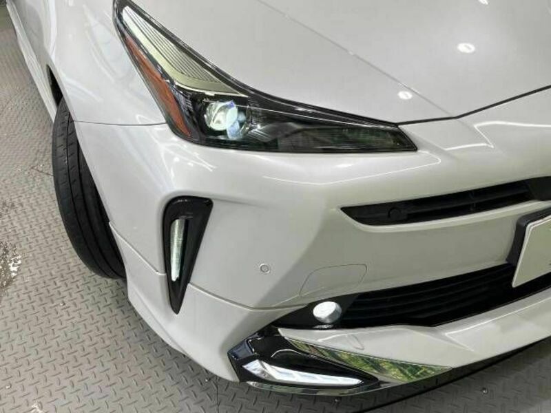 PRIUS-11