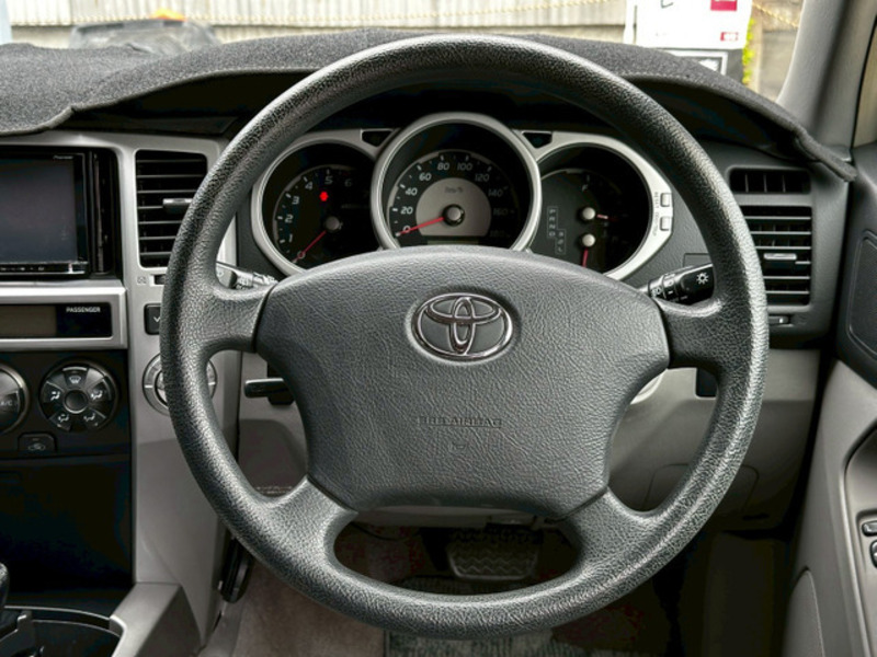 HILUX SURF