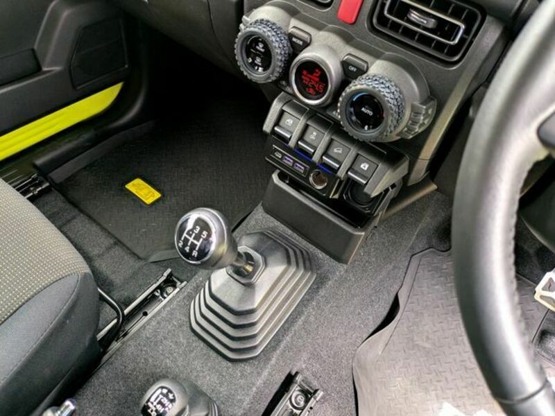 JIMNY SIERRA