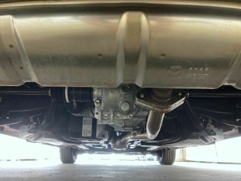 MAZDA2