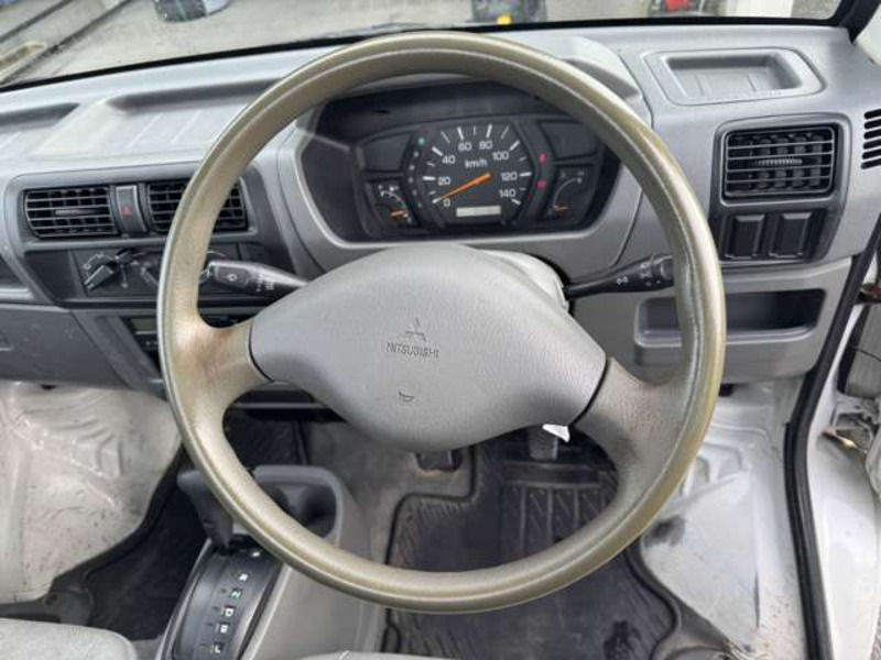 MINICAB TRUCK
